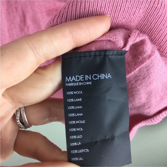 Club Monaco 100% Wool Rose Pink V-Neck Long Sleeve Sweater Size XS - Picture 8 of 9